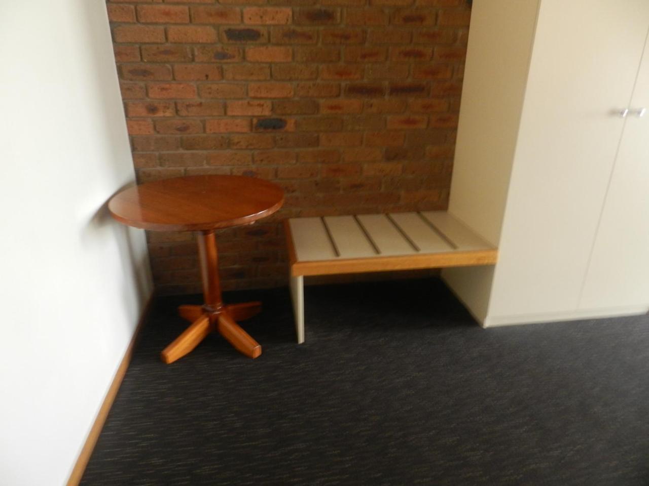 Travellers Rest Motor Inn スワン・ヒル エクステリア 写真