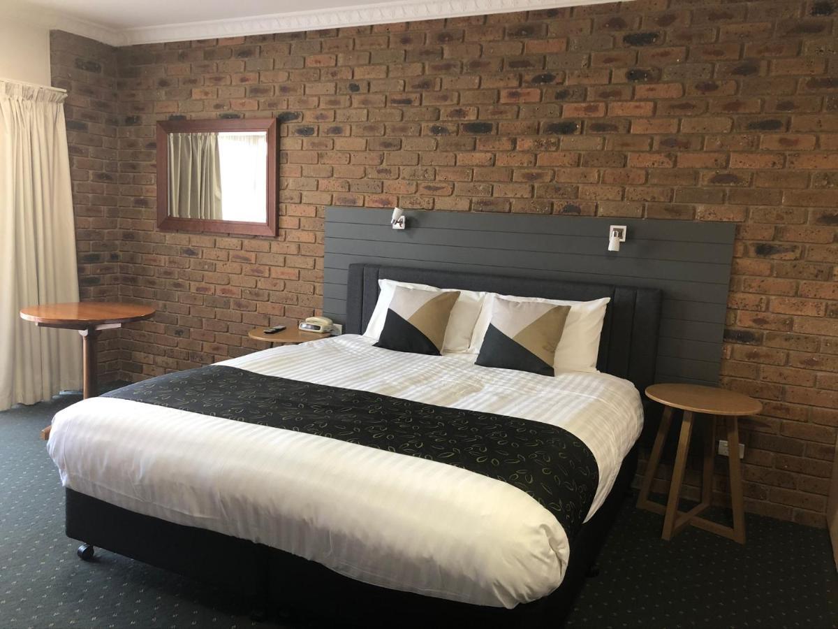 Travellers Rest Motor Inn スワン・ヒル エクステリア 写真