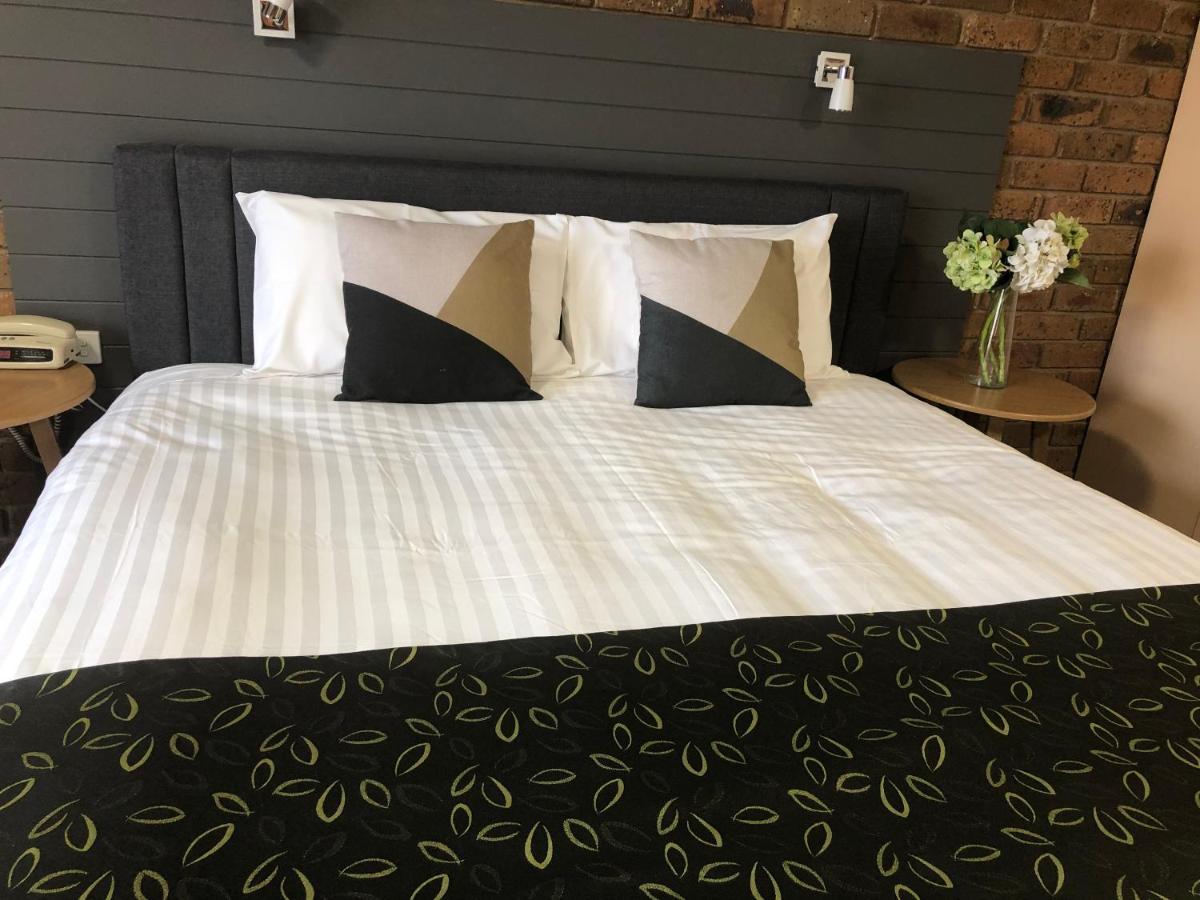 Travellers Rest Motor Inn スワン・ヒル エクステリア 写真